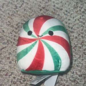 CAPSULE SQUISHMELLOWS